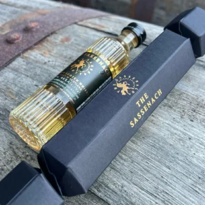 The Sassenach 5cl Scotch Whisky Christmas Cracker